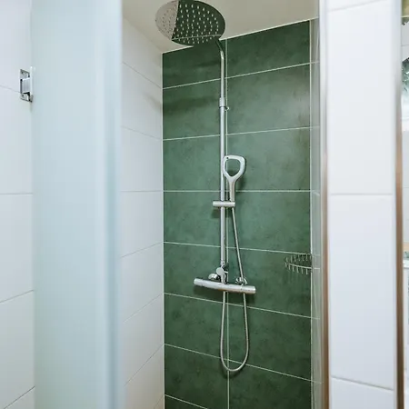 Roseta ゲストハウス Radějov